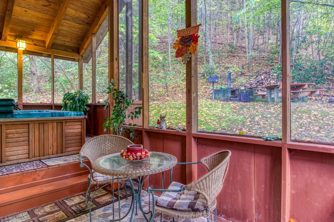 Cozy Creek Cabin بيدجن فورج المظهر الخارجي الصورة